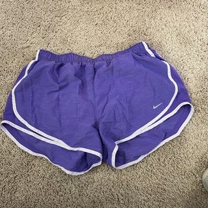 Nike running shorts size XL